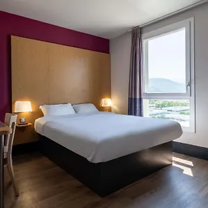 Centre Alpexpo Hotel